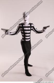 01 2019 01 JIRKA STANDING POSE WITH TWO GUNS